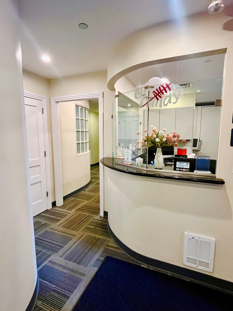 front reception desk of dental office on Upper Westside Manhattan
